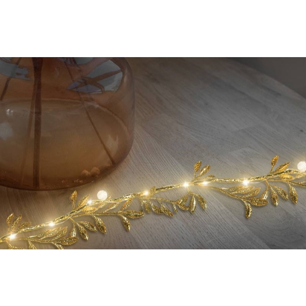 PS LED dekoratívny veniec, zlaté listy, teplé biele svetlo.